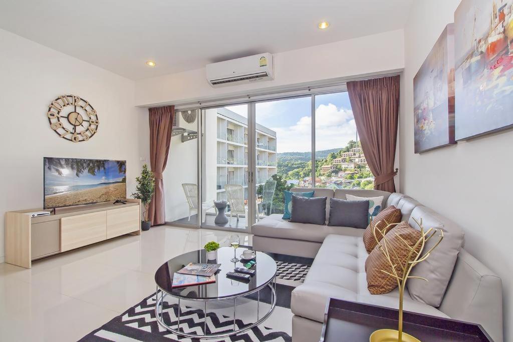 Chic Condo By Resava Karon Eksteriør bilde